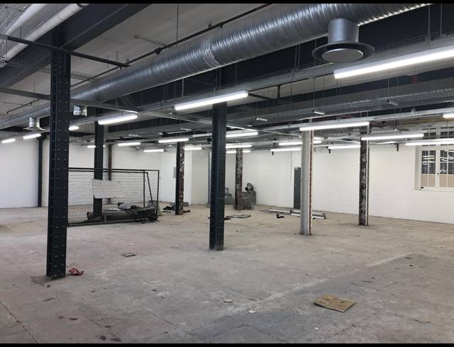 435M² OFFICE TO LET IN GARDENS